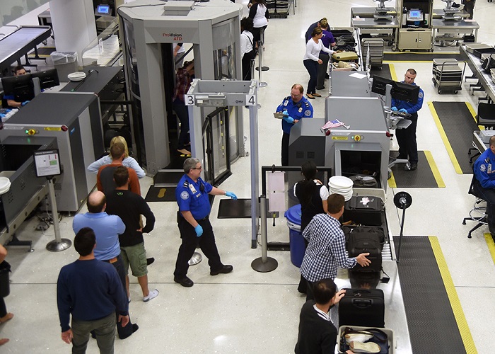 Giai-dap-cac-buc-xa-thiet-bi-an-ninh-san-bay-co-nguy-hiem-hay-khong